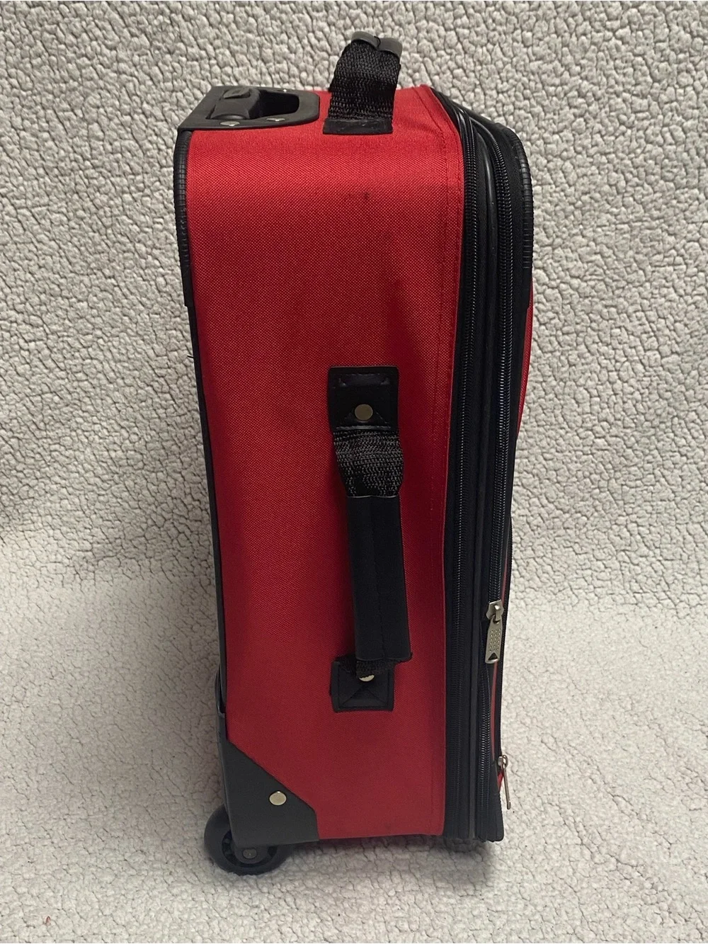 Rockland Lightweight Carry-On Suitcase Soft side Fabric Red/Black